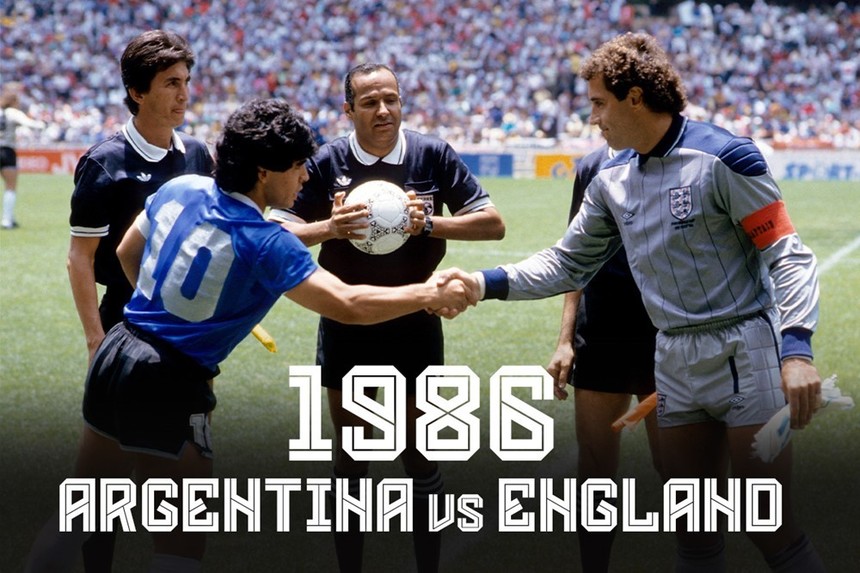 Cu câte milioane de lire a fost vândută mingea cu care Maradona cu “mâna lui Dumnezeu”