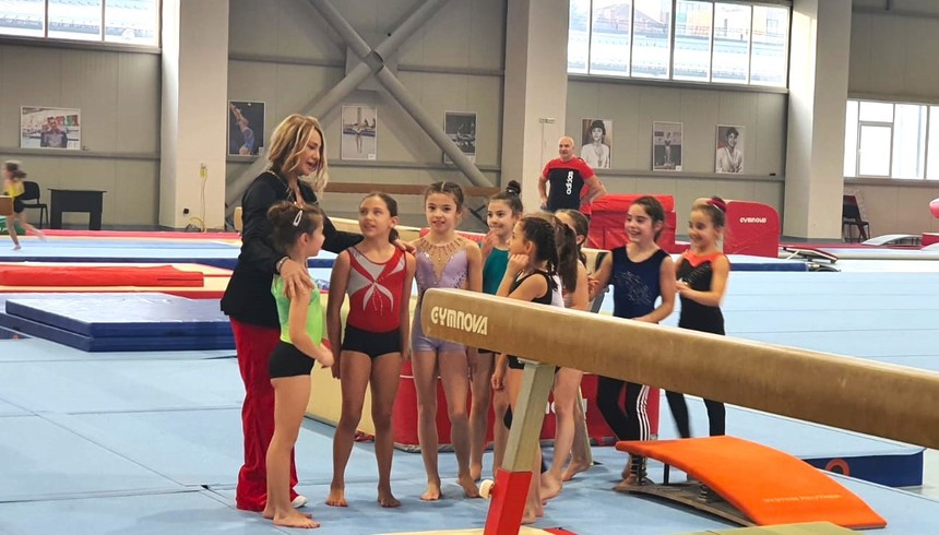 Nadia Comăneci, în vizită la Casa Olimpică din București