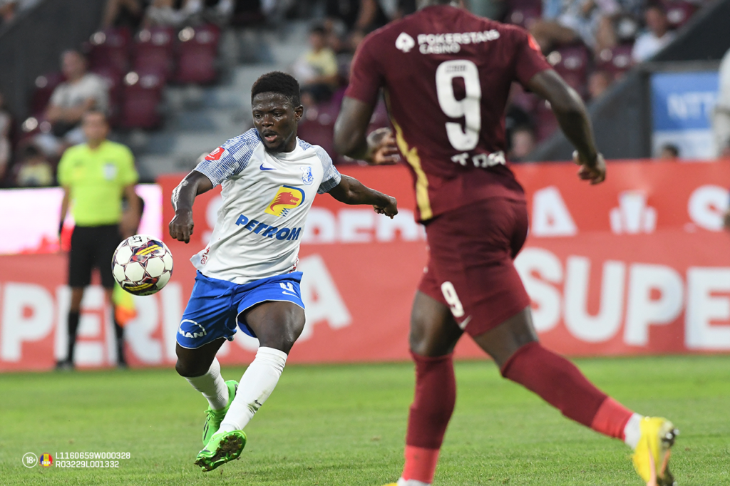 Duel imprevizibil între primele două clasate din SuperLiga!