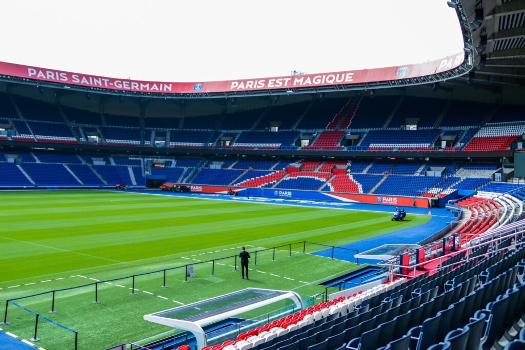Ziua Îndrăgostiților… de fotbal: Champions League revine pe 14 februarie, cu PSG – Bayern și Milan – Tottenham