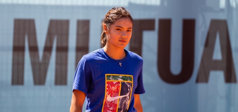 Emma Răducanu s-a retras de la Madrid din cauza unor probleme la mână. Conferinţă de presă de 3 minute, în care a spus 58 de cuvinte, după 16 întrebări