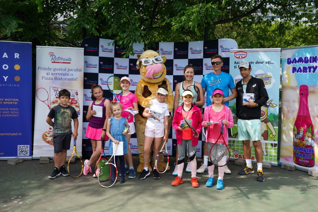 Văcuța Paula și Irina Fetecău i-au încântat pe copiii de la Dr. Oetker Junior Trophy