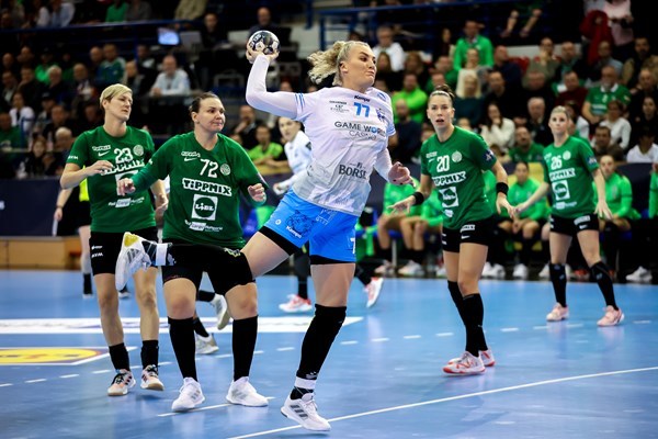 CSM Bucureşti pierde turul din sferturile Ligii Campionilor, în deplasare, cu Team Esbjerg