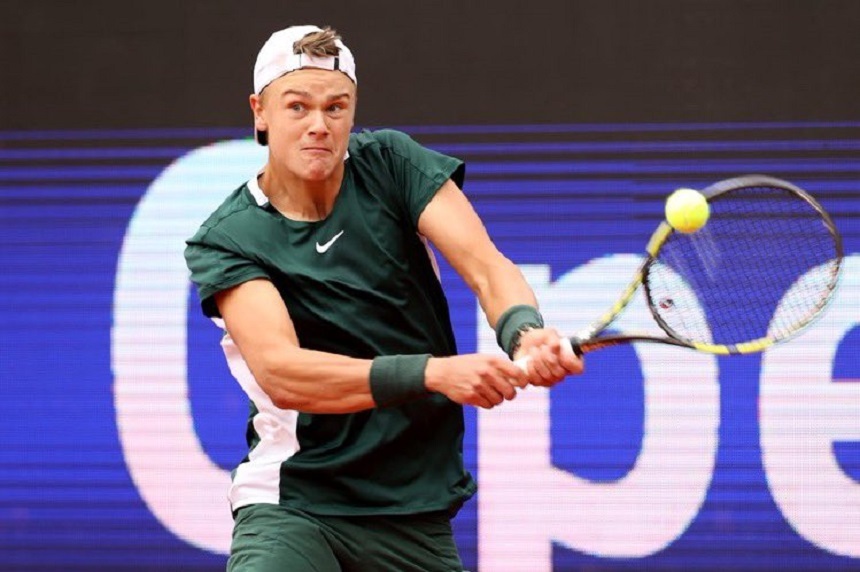 Rune l-a eliminat pe Djokovic în sferturi