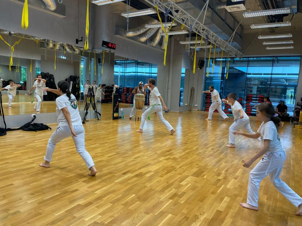 Când artele marțiale, dansul și muzica ajung patrimoniu UNESCO, se numește CAPOEIRA