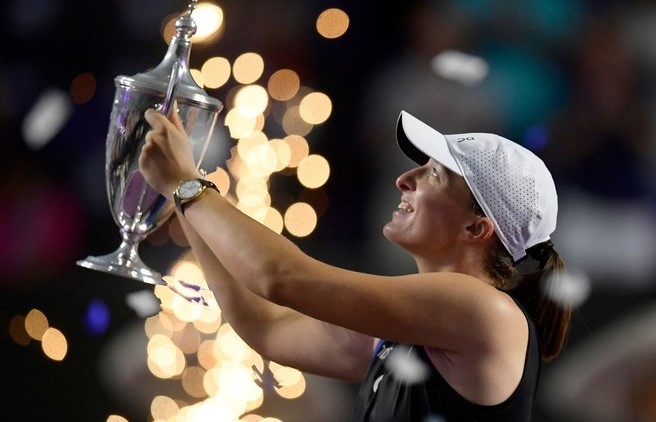 Iga Swiatek, desemnată jucătoarea anului de către WTA. Alte premii