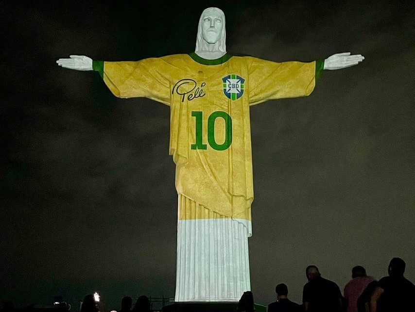 Brazilienii i-au adus un omagiu lui Pele, la un an de la moartea fotbalistului