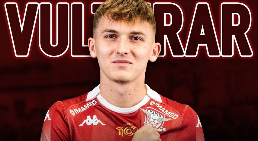 FC Rapid l-a achiziţionat pe Vulturar de la Lecce