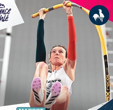 Săritoare franceză, scoasă pe targă la CM de atletism