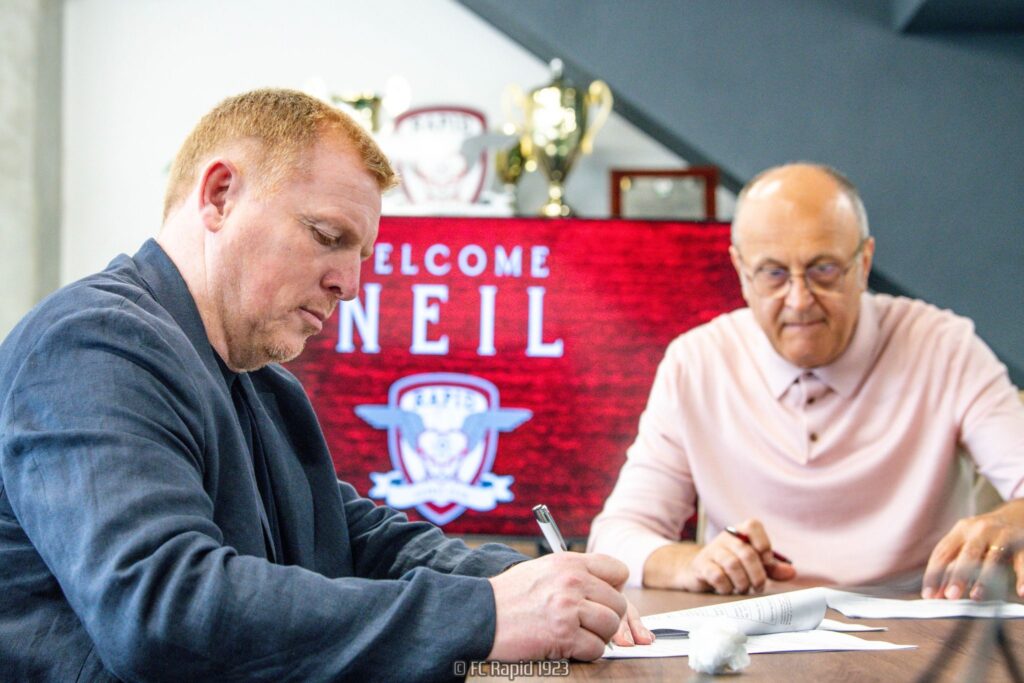 Rapid are antrenor nou! A semnat Neil Lennon. „E un nume foarte important în istoria fotbalului românesc”