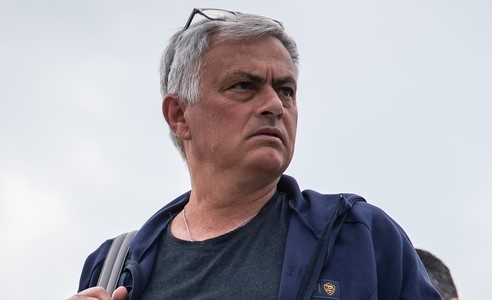 Pe cine a remarcat Mourinho în meciul de adio al Generaţiei de Aur