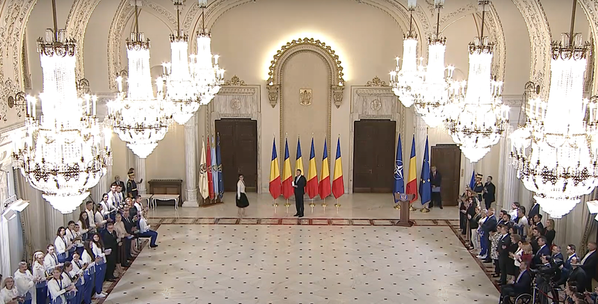 La premierea de la Palatul Cotroceni a medaliaţilor olimpici şi paralimpici de la Paris a fost prezentă şi Nadia Comăneci 