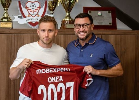 Răzvan Onea și-a prelungit contractul cu Rapid până în 2027