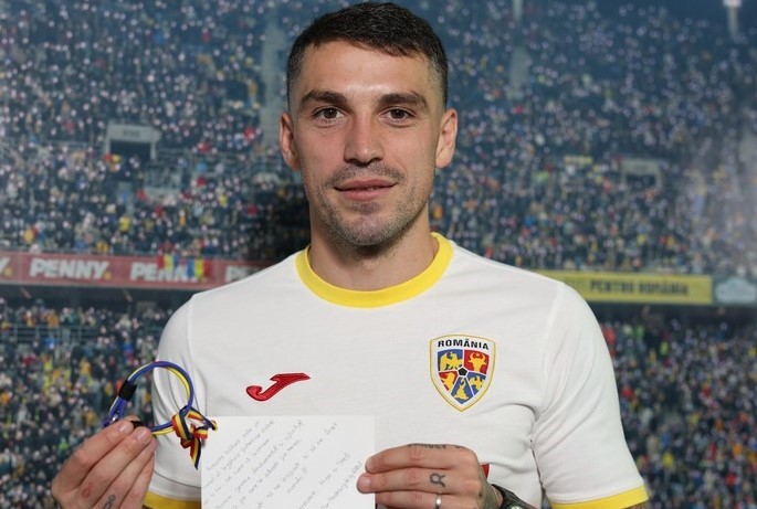 Nicolae Stanciu şi Ianis Hagi au primit cadouri de la suporteri