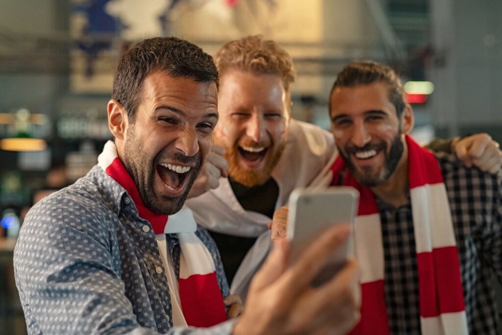 Ești fan fotbal? Top 5 activități ca să te bucuri mai mult de sportul rege