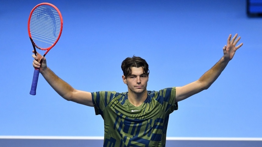 Taylor Fritz este primul finalist al Turneului Campionilor, după victoria împotriva lui Zverev