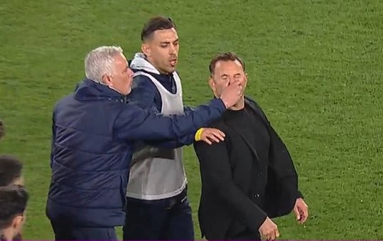 Mourinho, suspendat trei meciuri după incidentul cu Buruk
