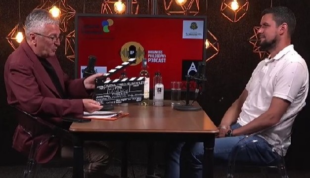 De ce aleg părinții să lucreze cu antrenorii străini la Academia Victor Hănescu. Cazul Cristoph Daum