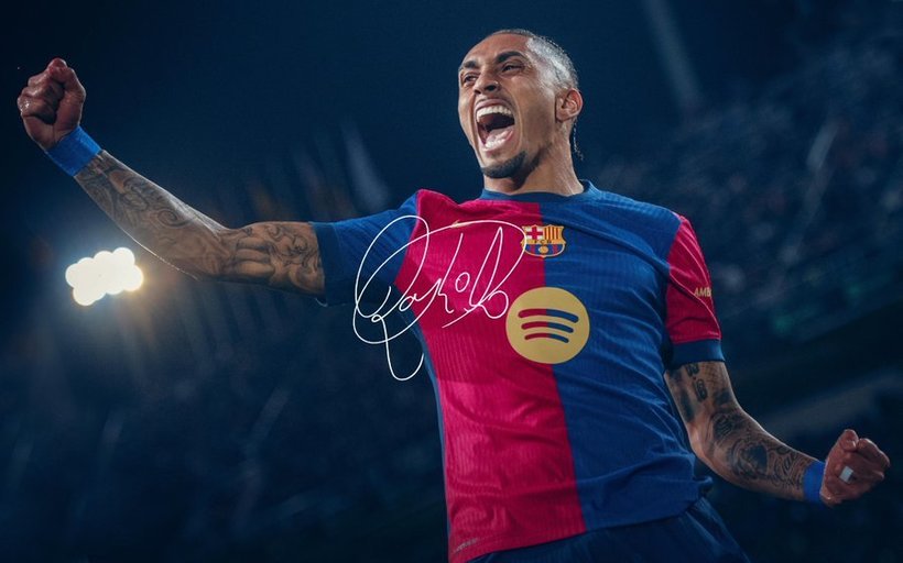 Raphinha şi-a prelungit contractul cu FC Barcelona