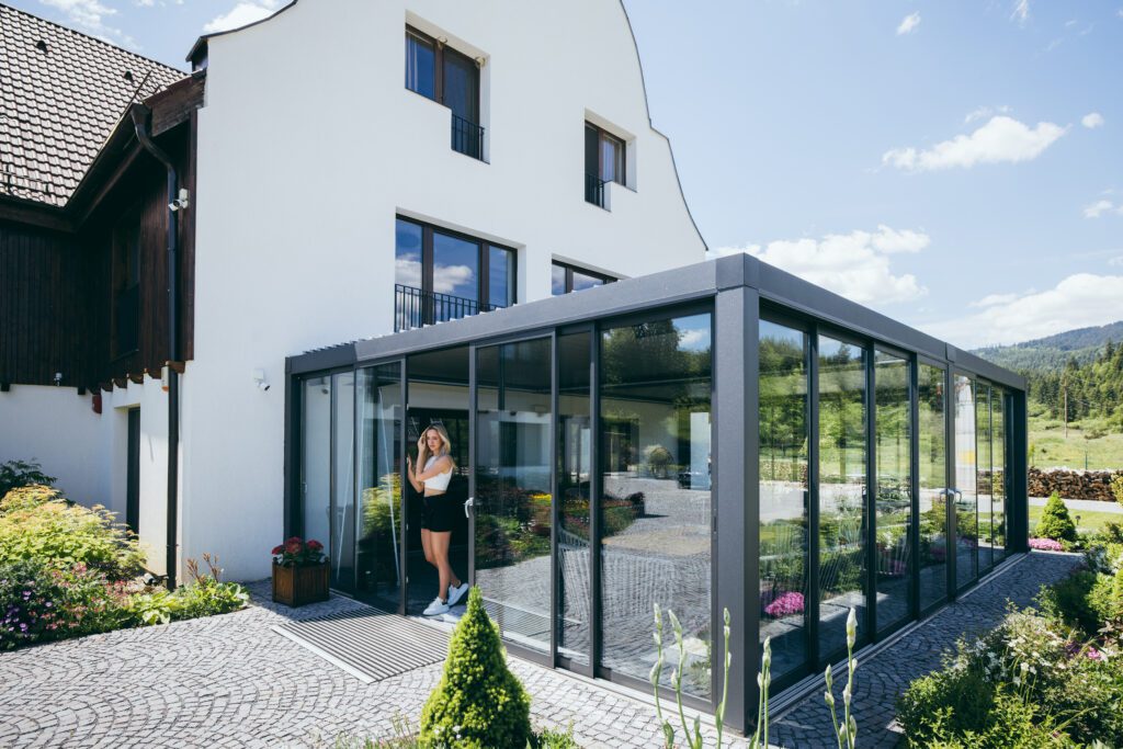 Timian Chalet, premiat la TopHotel Awards 2025: Un reper pentru turismul autentic și sustenabil din România