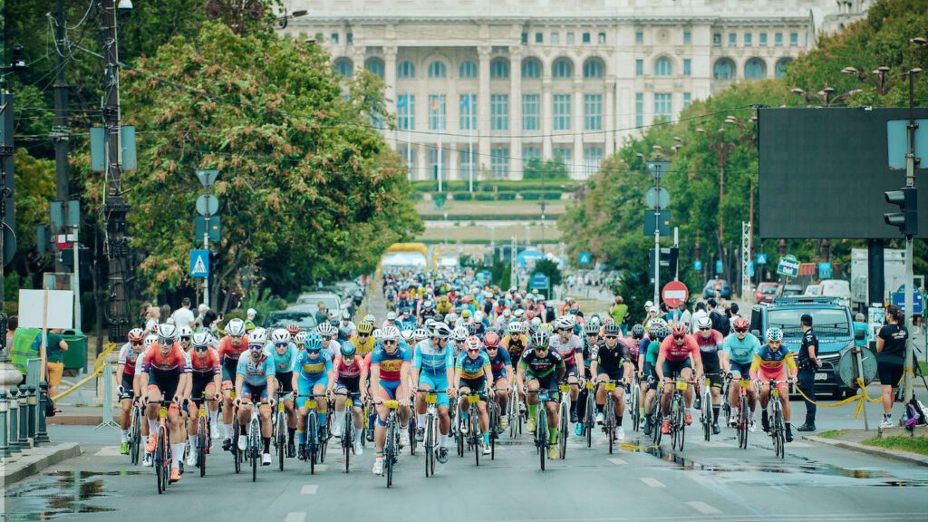 Start la înscrieri pentru cea mai spectaculoasă cursă de ciclism din România: L’Étape Romania by Tour de France 2025