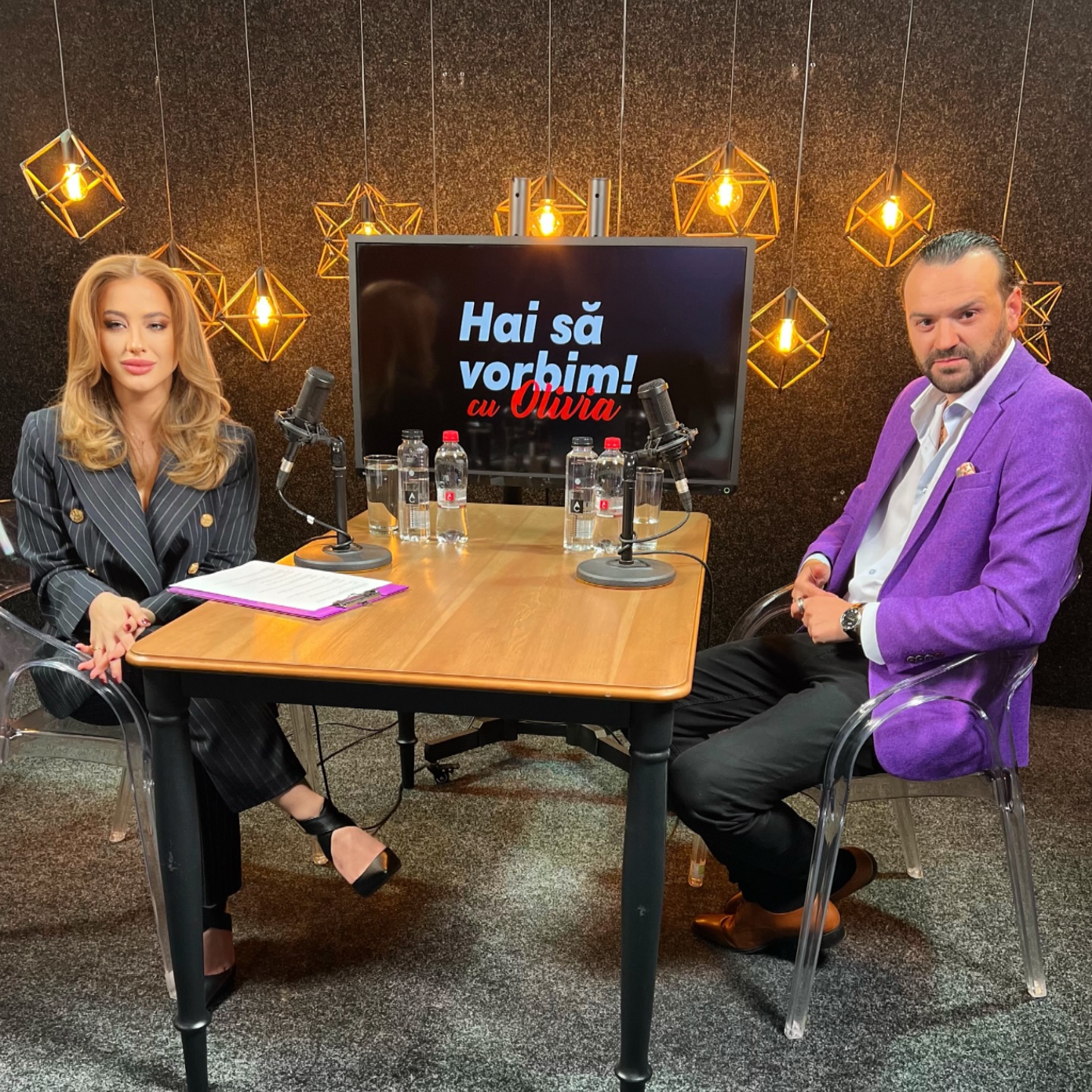 Robert Burcea demască miturile industriei de training și vorbește deschis despre brandul personal autentic Robert Burcea demască miturile industriei de training și vorbește deschis despre brandul personal autentic