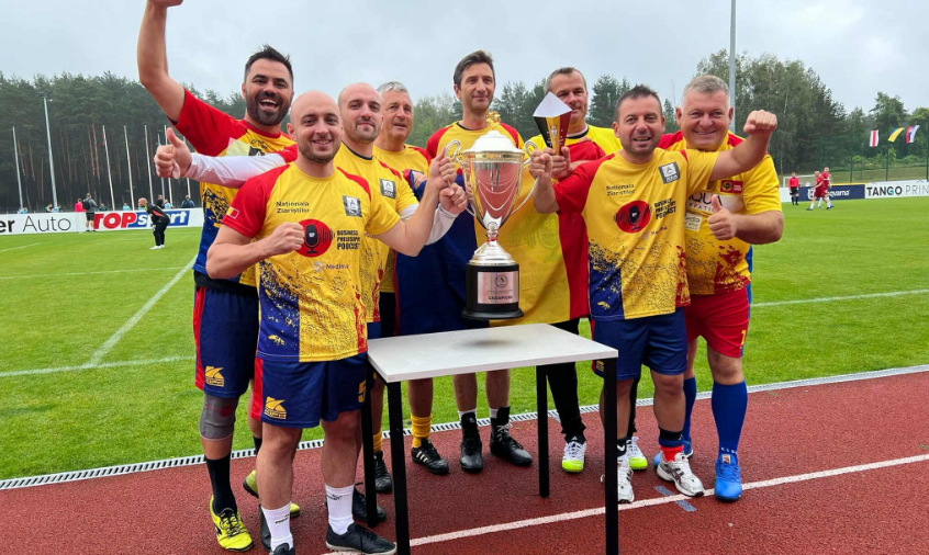 Selecționerul Lituaniei a premiat jurnaliștii la Euro Cup Media din Druskininkai. Armenia, câștigătoarea trofeului  Selecționerul Lituaniei a premiat jurnaliștii la Euro Cup Media din Druskininkai. Armenia, câștigătoarea trofeului