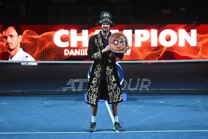 După 882 de zile fără trofee, Medvedev a câștigat Almaty Open