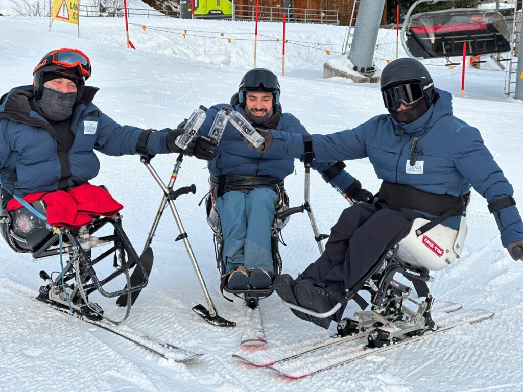 PREMIERĂ ISTORICĂ PENTRU CAIAC SMILE