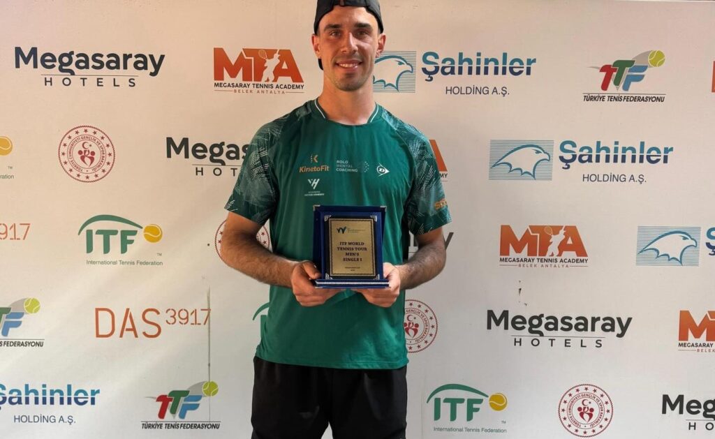 Cezar Creţu a câştigat turneul ITF de la Antalya