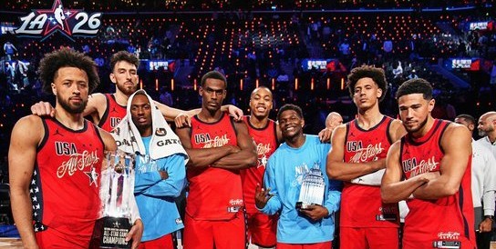 Barack Obama şi prinţul Harry, prezenţi la All Star Game, câștigat de USA Stars