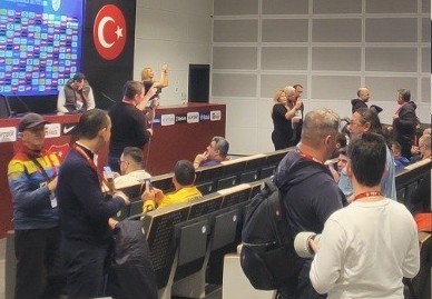 Delegația jurnaliștilor români, aflată la prima acțiune internațională din 2026, a vizionat meciul Turcia – România