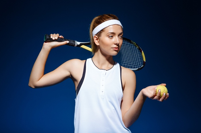 Control sau putere? Cum alegi echipamentul de tenis în funcție de stilul tău