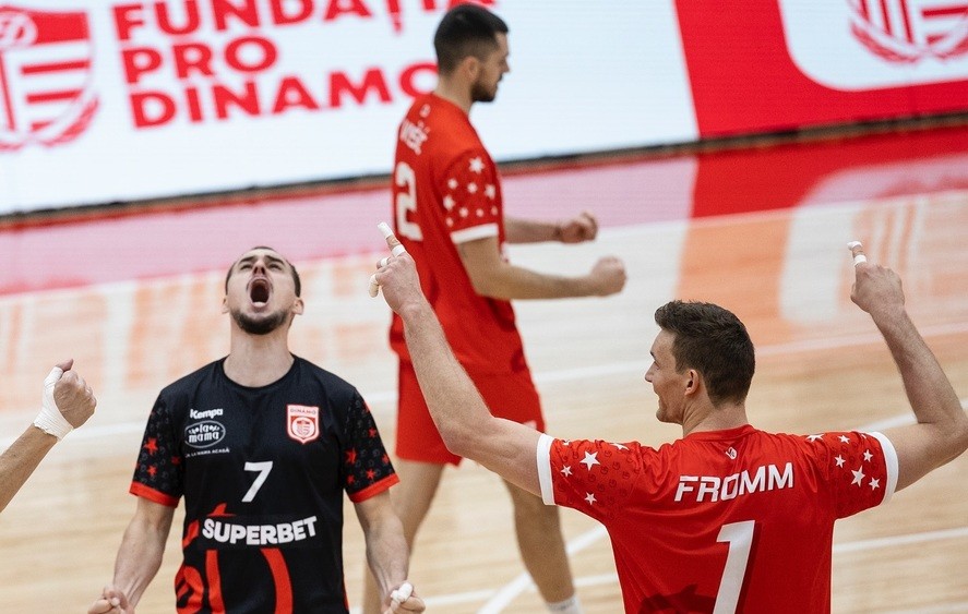 Dinamo Bucureşti se califică în finala Diviziei A la volei masculin, după victoria cu Steaua Bucureşti