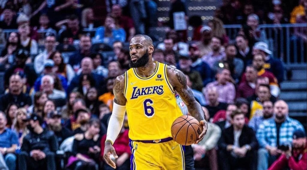 LeBron James, desemnat jucătorul săptămânii pentru a 70-a oară în carieră