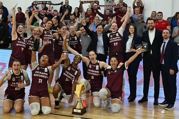 Rapid Bucureşti câştigă titlul naţional la baschet feminin după 48 de ani