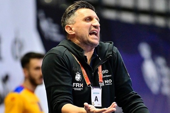 ANAD anunţă suspendarea provizorie a antrenorului naţionalei şi al SCM Poli Timişoara, George Buricea