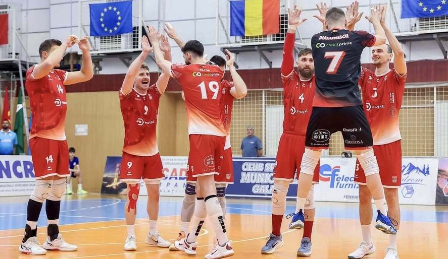 Dinamo Bucureşti, victorie în decisiv cu Arcada Galaţi şi câştigă titlul al 20-lea din palmares la volei masculin